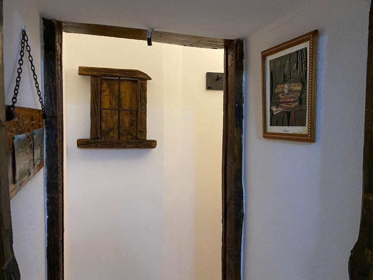 Affittacamere La Toba Burunchel Esterno foto